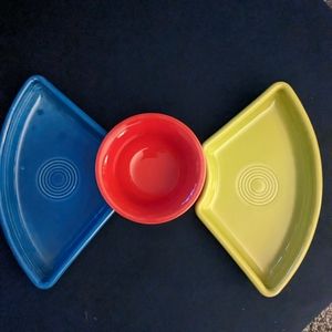 Miscellaneous three pieces of fiestaware